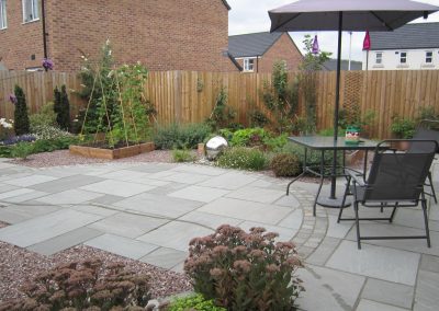 sandstone paving & sett detailing